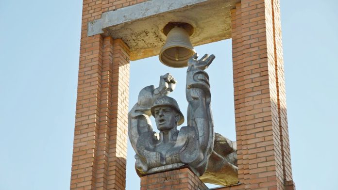 пожарный ГУМЧС.Пресса.15.08.25