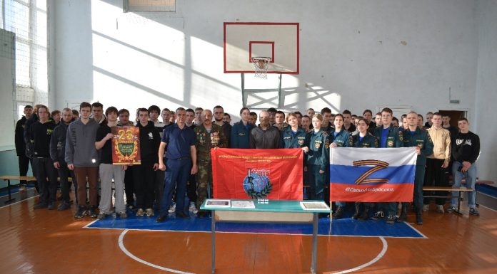 Губернатор Павел Малков: Важно, чтобы жители населенных пунктов в зоне подтопления не чувствовали себя брошенными