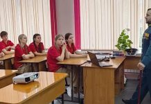 Шиловские школьники встретились с участником СВО Александром Осиповым