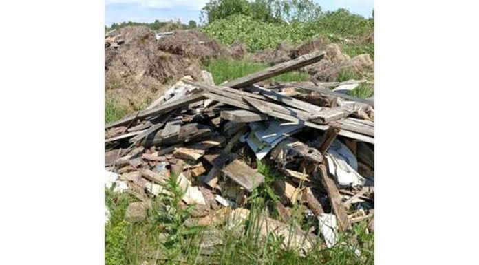 У деревни Инякино Шиловского района нашли незаконную свалку