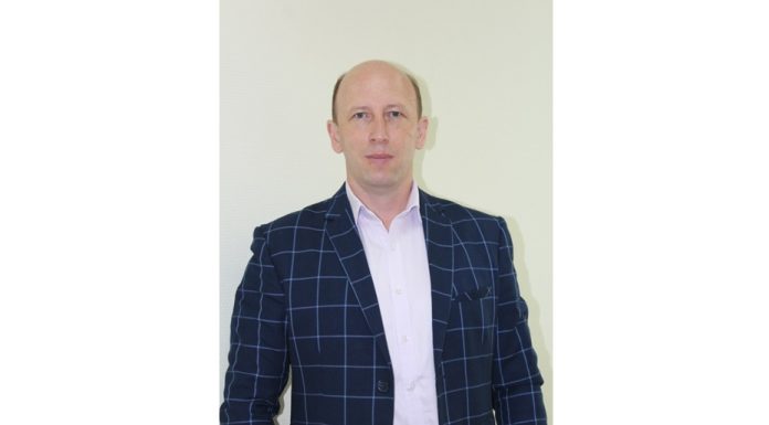 Директор Старожиловской спортшколы «Адмирал» Олег Лисов: «Мы активно развиваем бокс, волейбол и полиатлон»