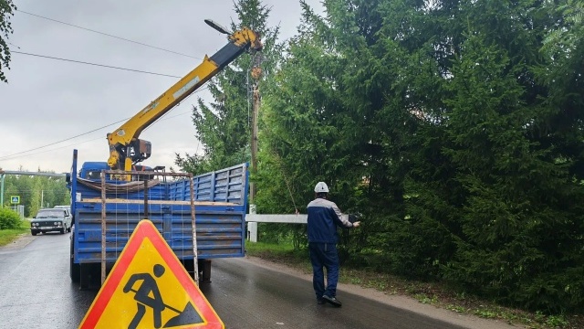 В Лесном Шиловского района заменят старые уличные фонари на современные
