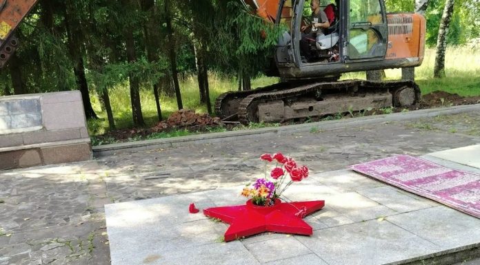 В селе Сасыкино Шиловского района реставрируют мемориал по программе поддержки местных инициатив