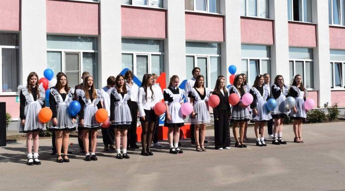 В Шиловском районе первый звонок прозвучал для 2496 учеников