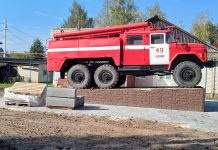 По программе поддержки местных инициатив в Шилове обустраивают сквер пожарных и спасателей