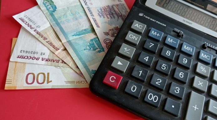 Губернатор Павел Малков: Прорабатываем дополнительные меры поддержки для участников мобильных огневых групп и членов их семей
